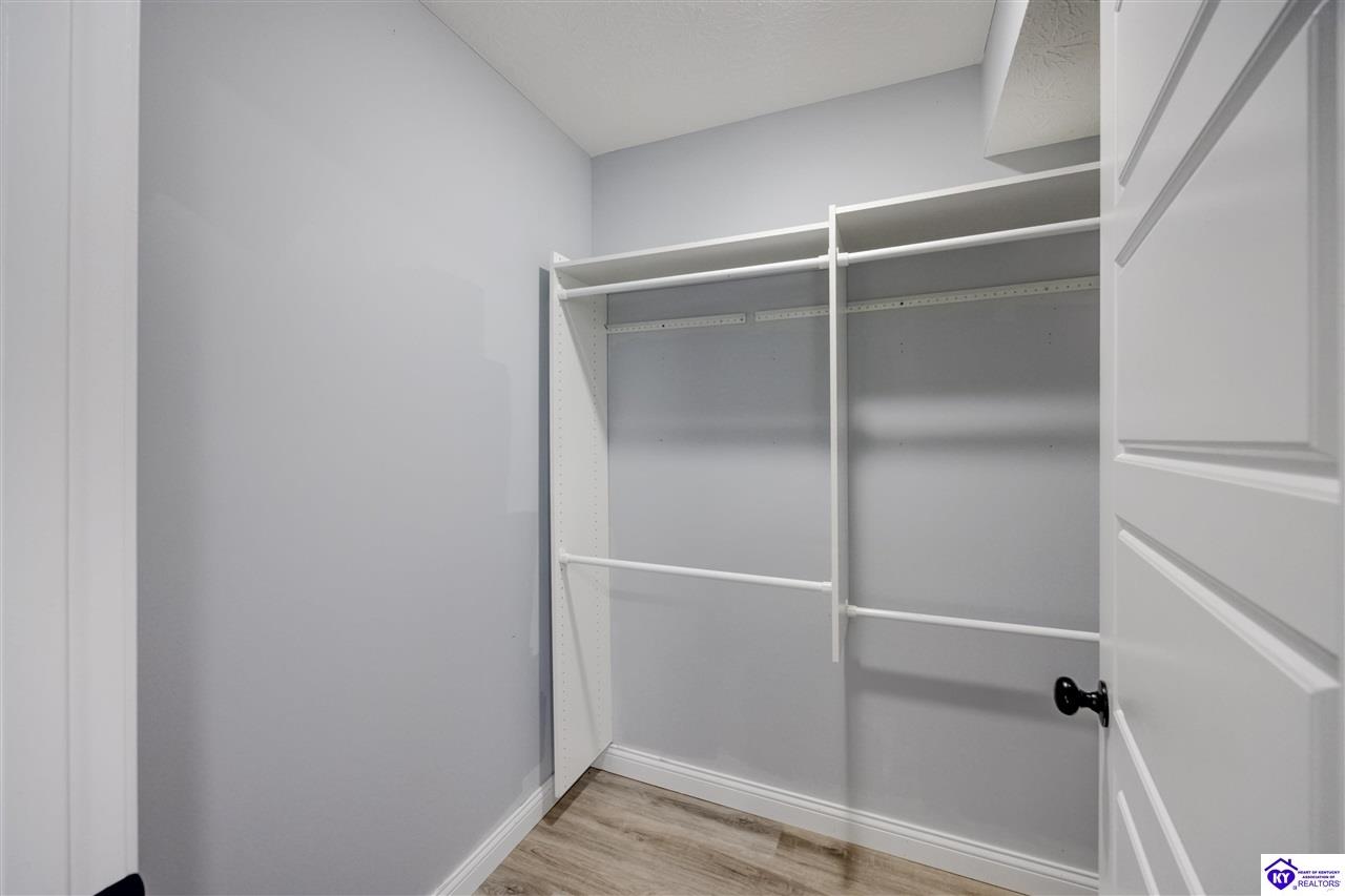 107 Wintersmith Ct Property Photo 20