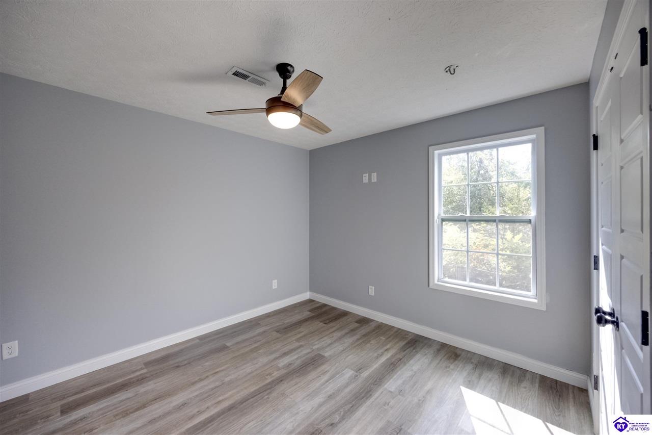 107 Wintersmith Ct Property Photo 44
