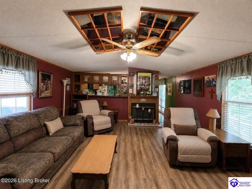 1017 Ambassador Shores Property Photo 6