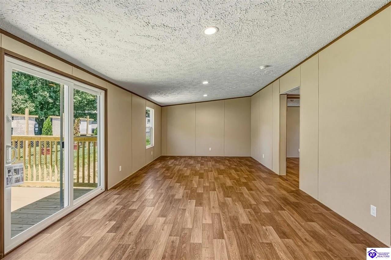 1601 Crume Road Property Photo 13