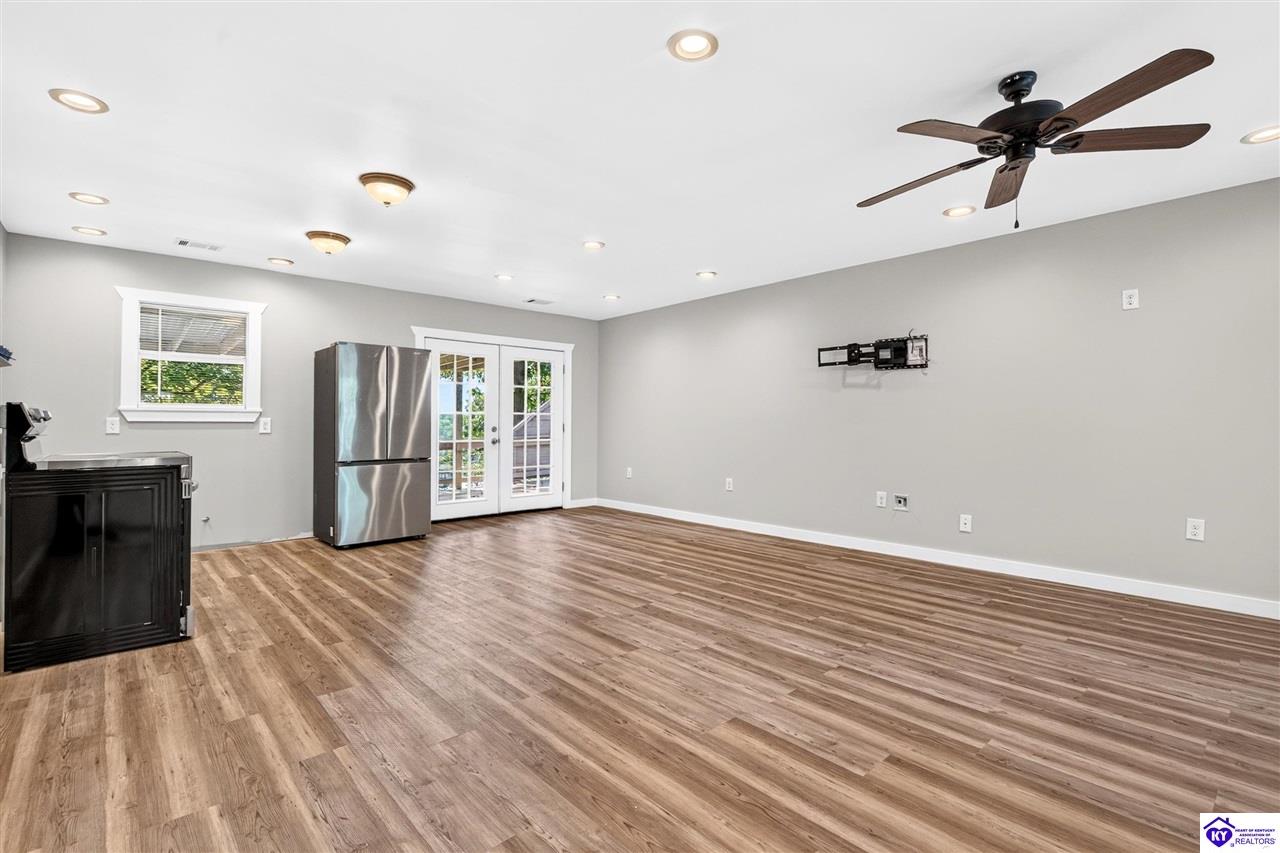 405 Lake Haven Loop Property Photo 5