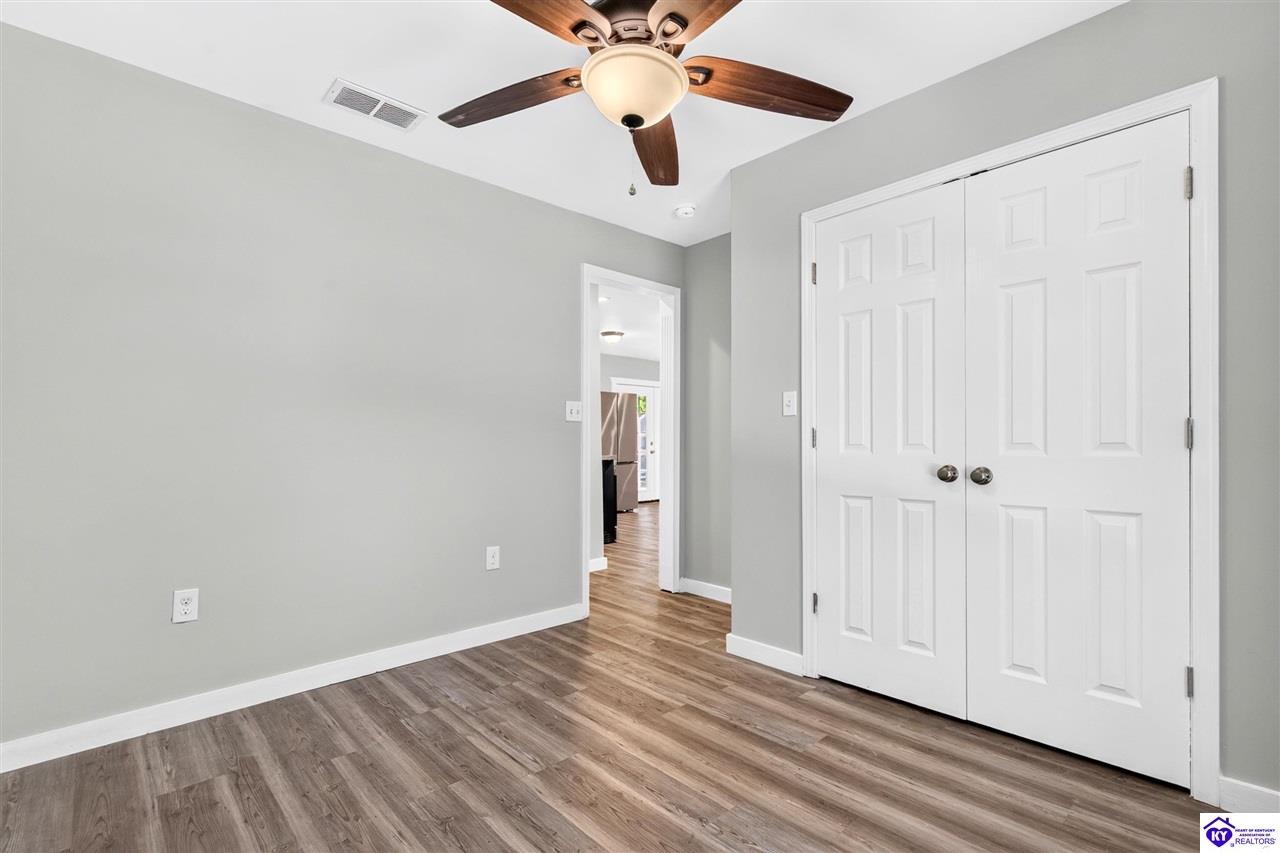 405 Lake Haven Loop Property Photo 8