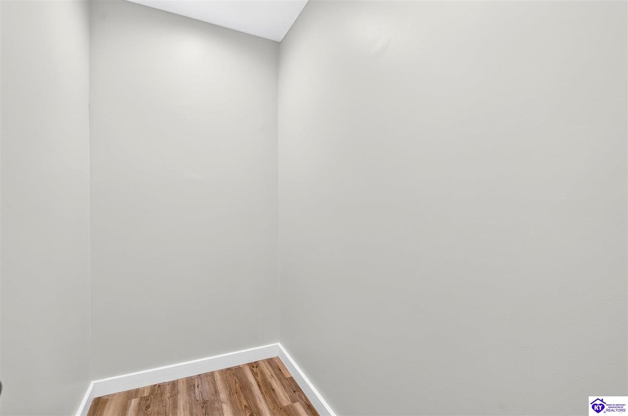 405 Lake Haven Loop Property Photo 15