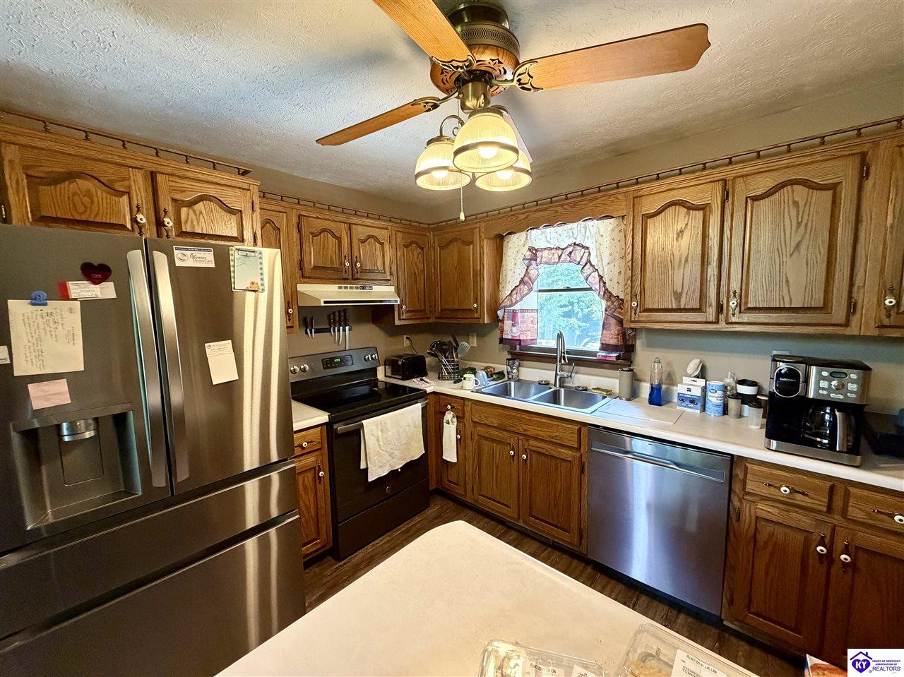 233 Berrytown Road Property Photo 10