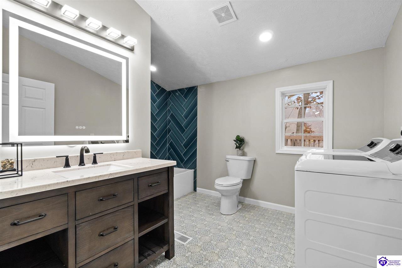 3227 Centerview Rough River Lane Property Photo 5