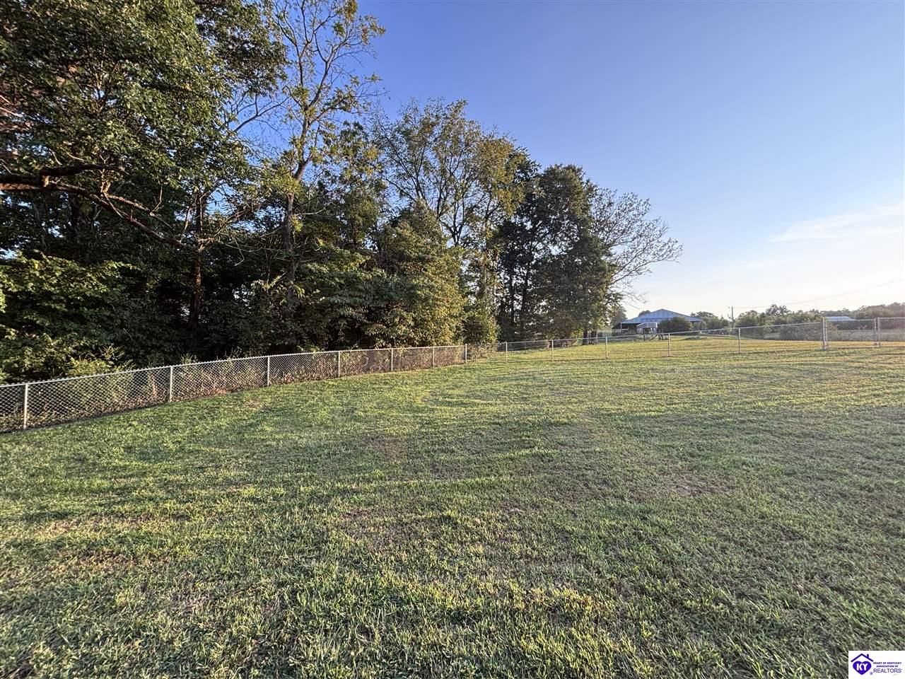 1103 Kirchdorfer Lane Property Photo 6