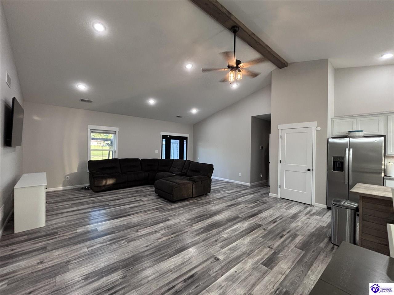 1103 Kirchdorfer Lane Property Photo 10