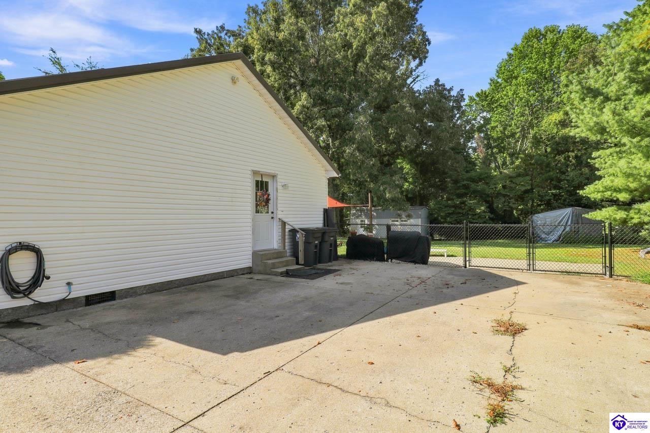 115 Janets Drive Property Photo 30