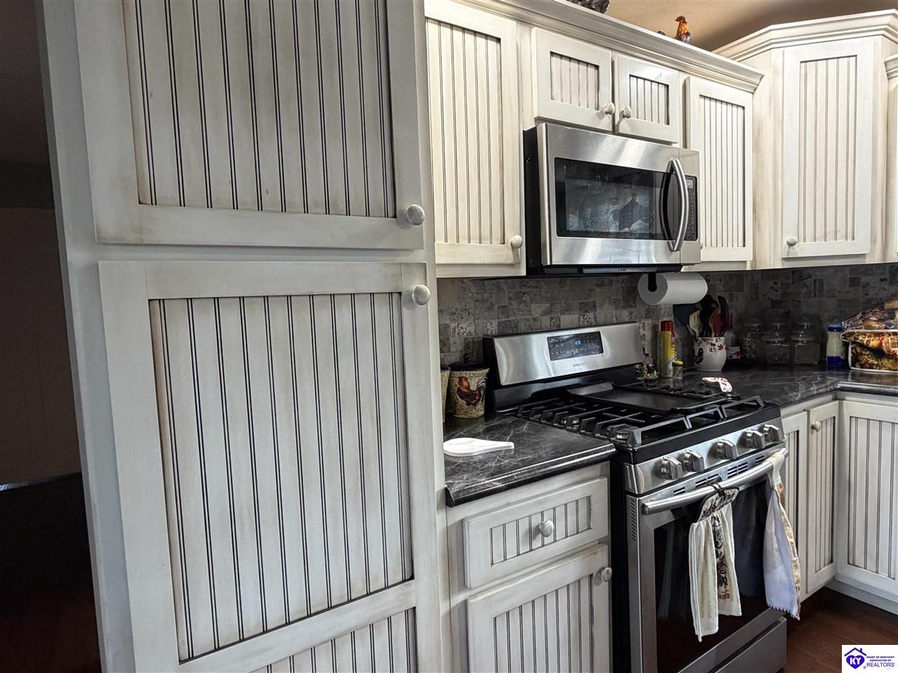 618 Osage Avenue Property Photo 11