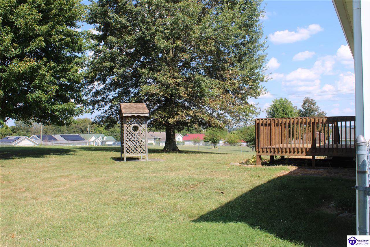 170 Fieldstone Way Property Photo 8