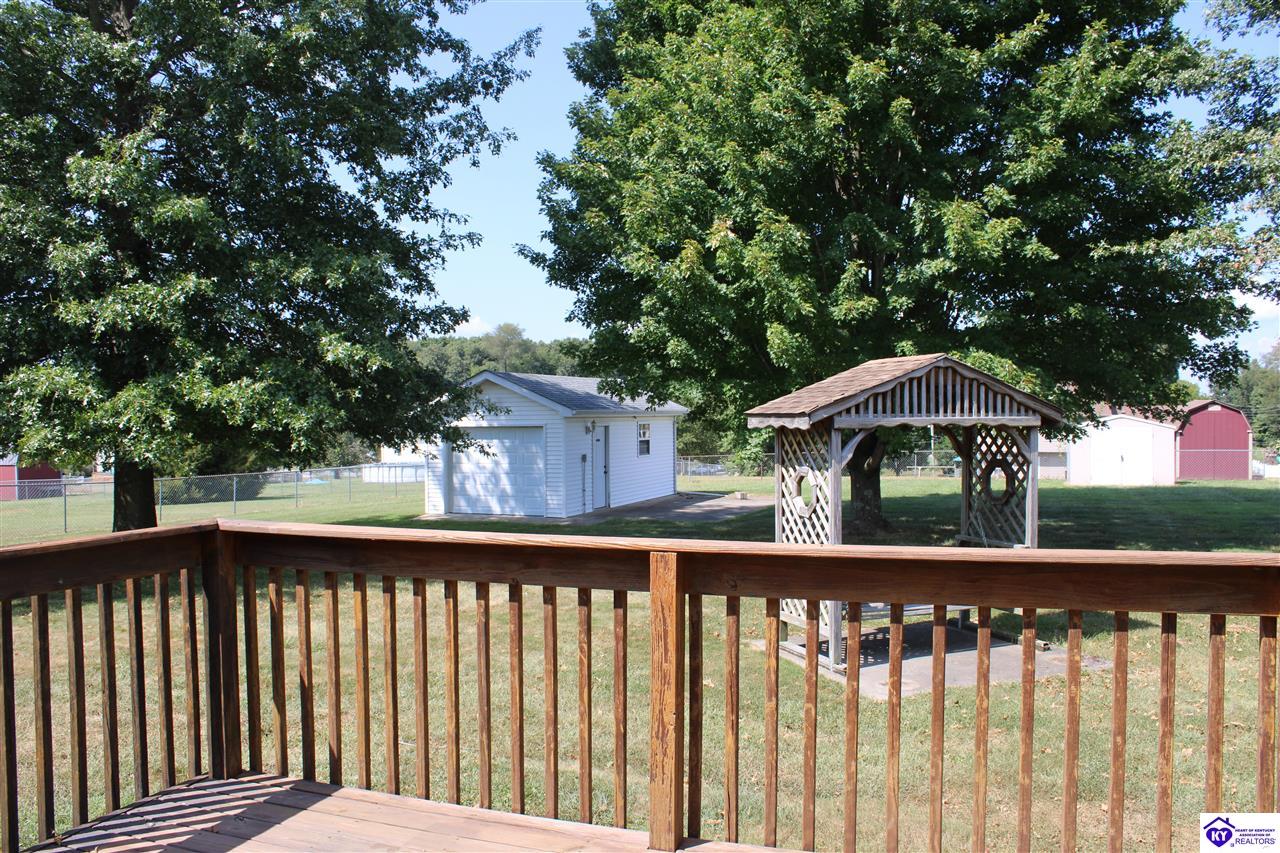 170 Fieldstone Way Property Photo 16