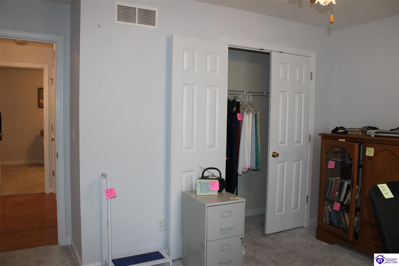 170 Fieldstone Way Property Photo 33