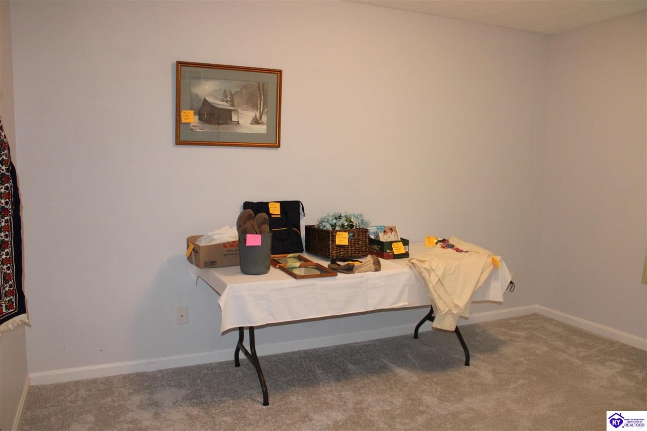 170 Fieldstone Way Property Photo 36