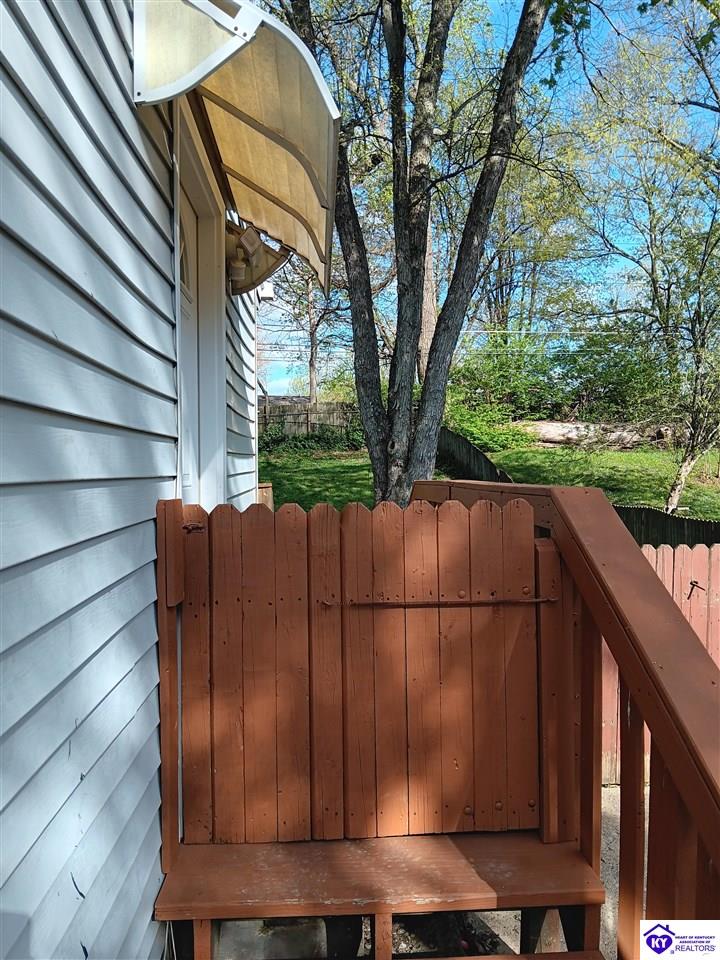 513 Lee Road Property Photo 4