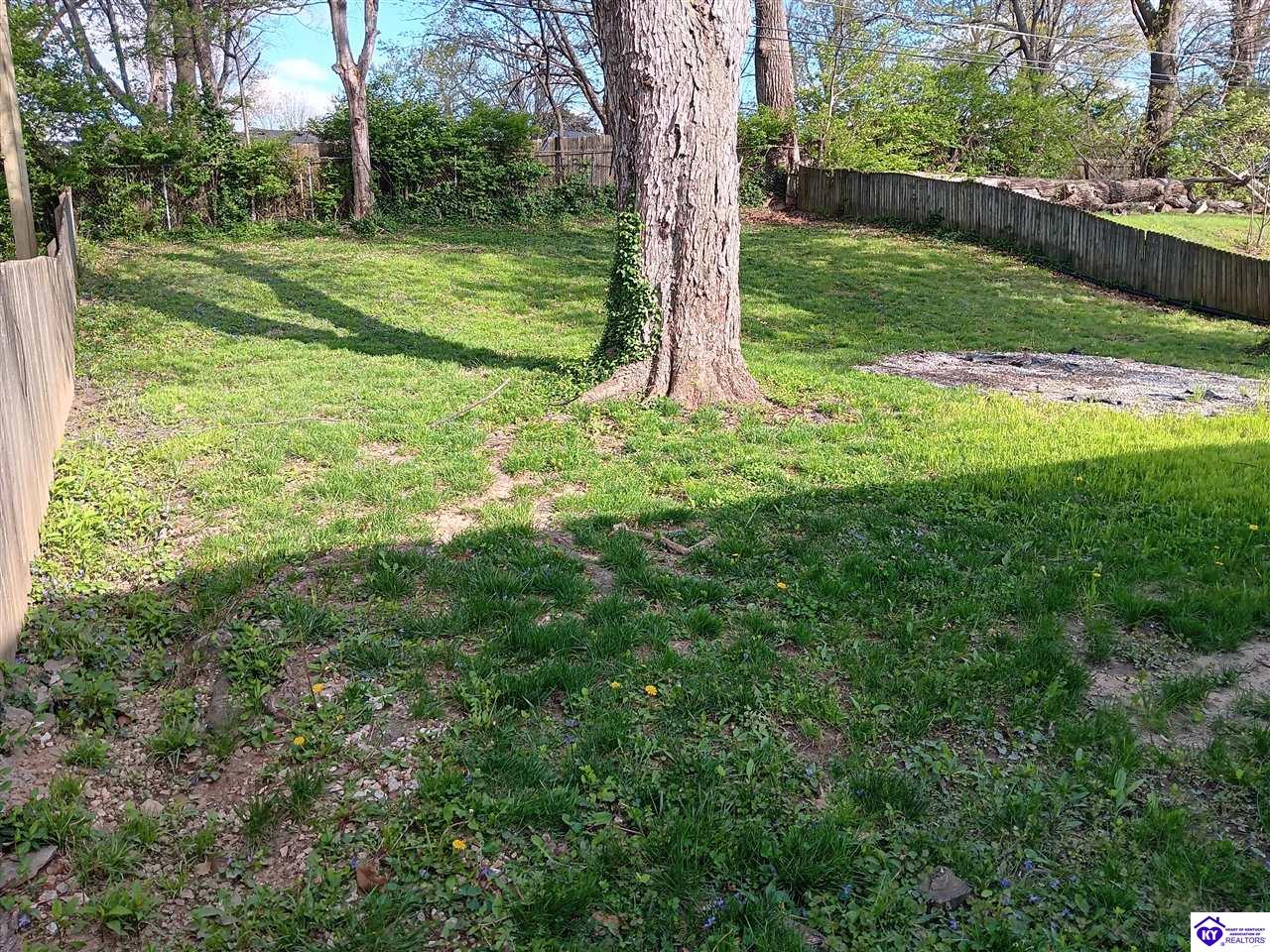 513 Lee Road Property Photo 6
