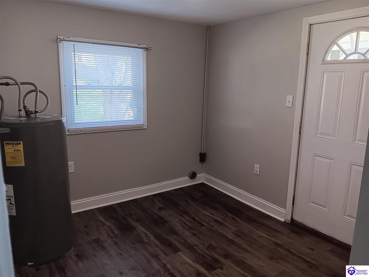 513 Lee Road Property Photo 10