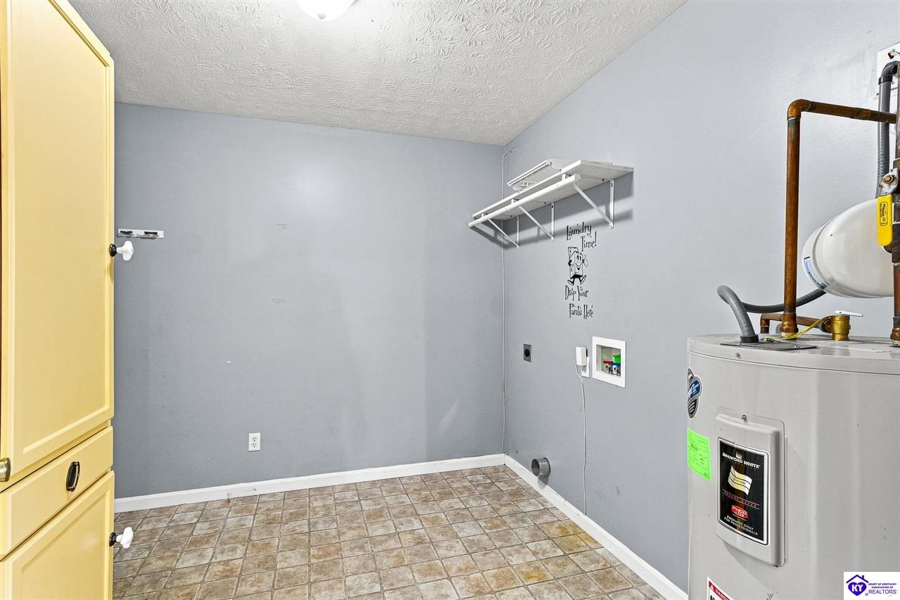 373 Valley View Drive Property Photo 10