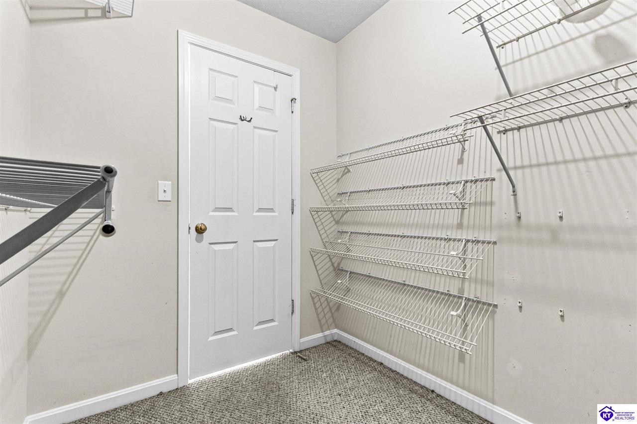 373 Valley View Drive Property Photo 16