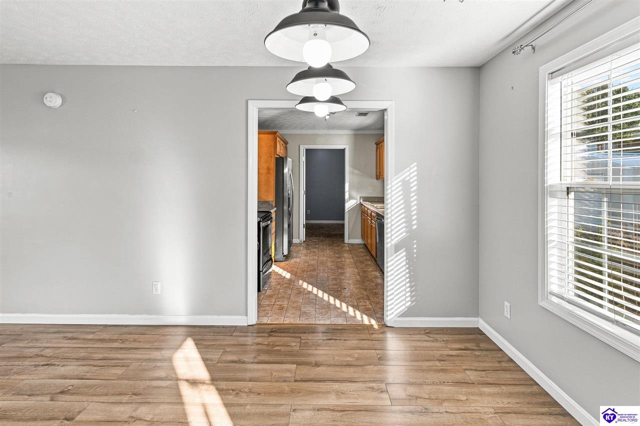 373 Valley View Drive Property Photo 22