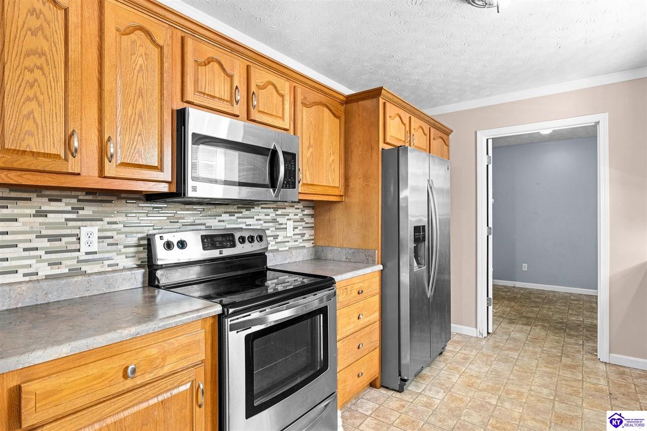 373 Valley View Drive Property Photo 40