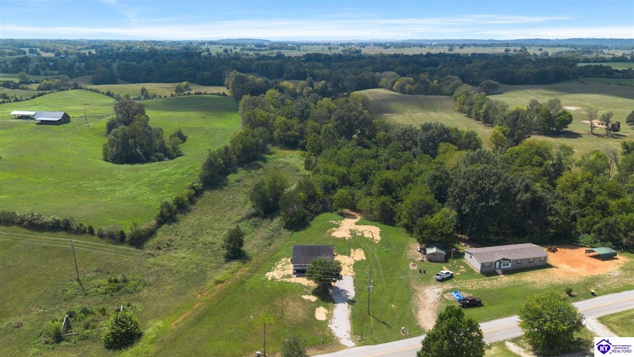 821 Rocky Hill Road Property Photo 3