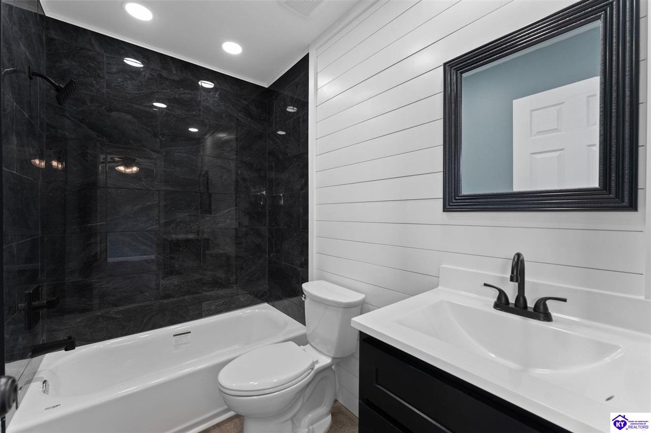 821 Rocky Hill Road Property Photo 23