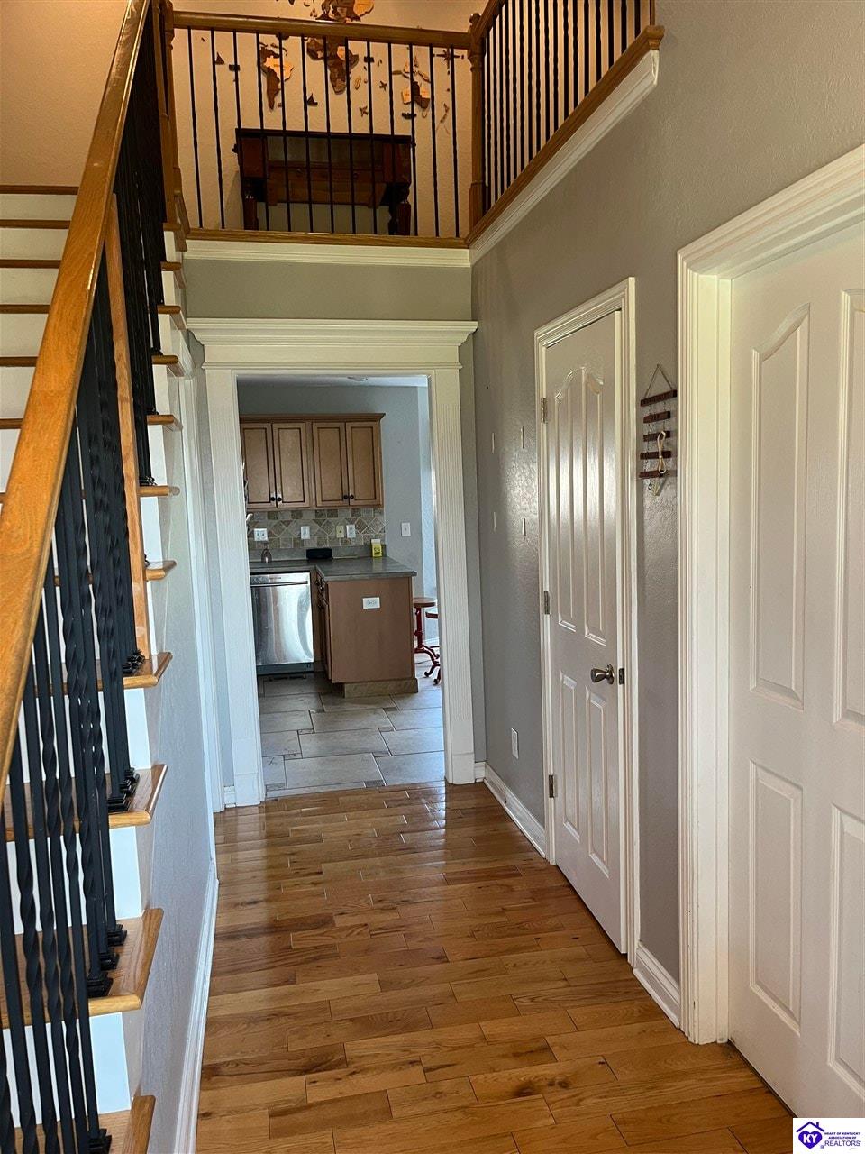 4900 S Woodland Drive Property Photo 13