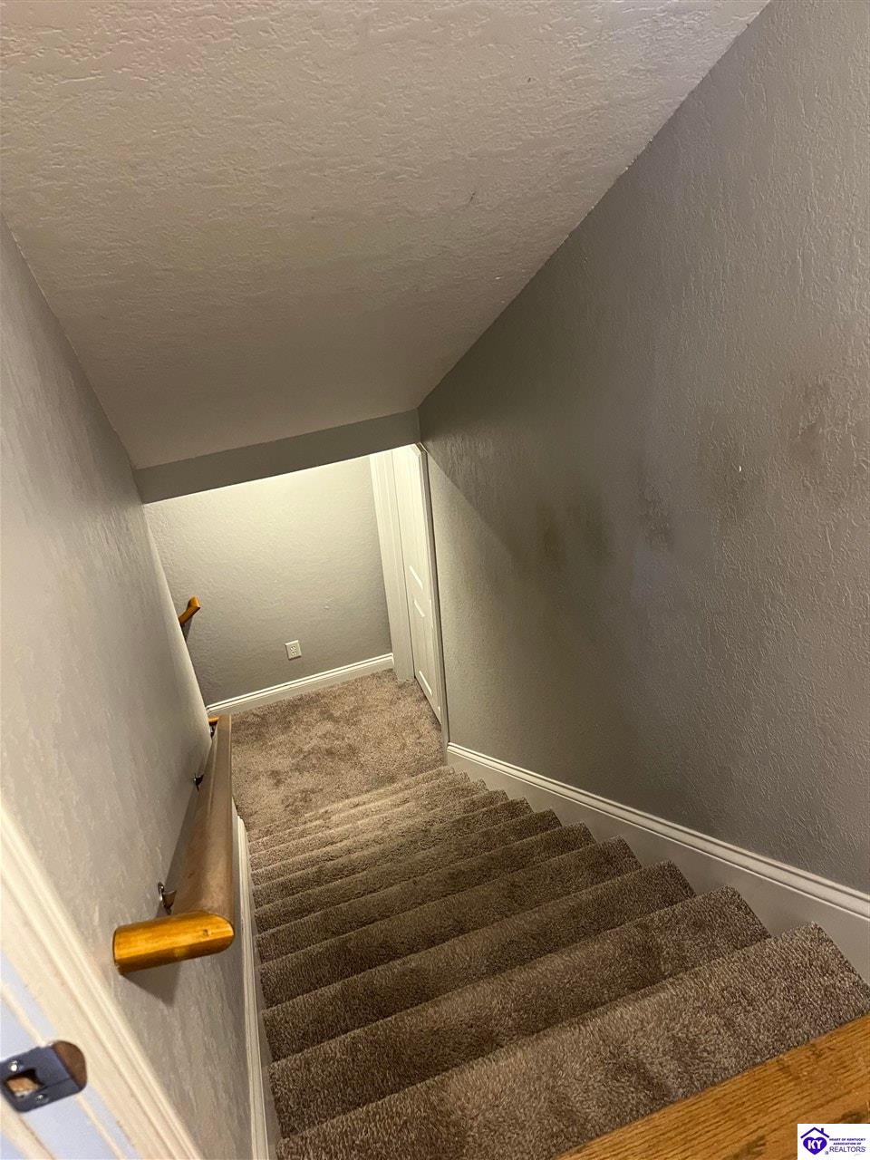 4900 S Woodland Drive Property Photo 26