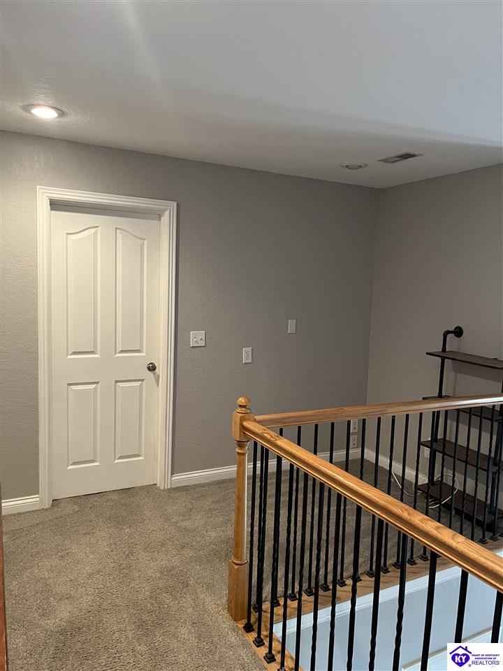 4900 S Woodland Drive Property Photo 32