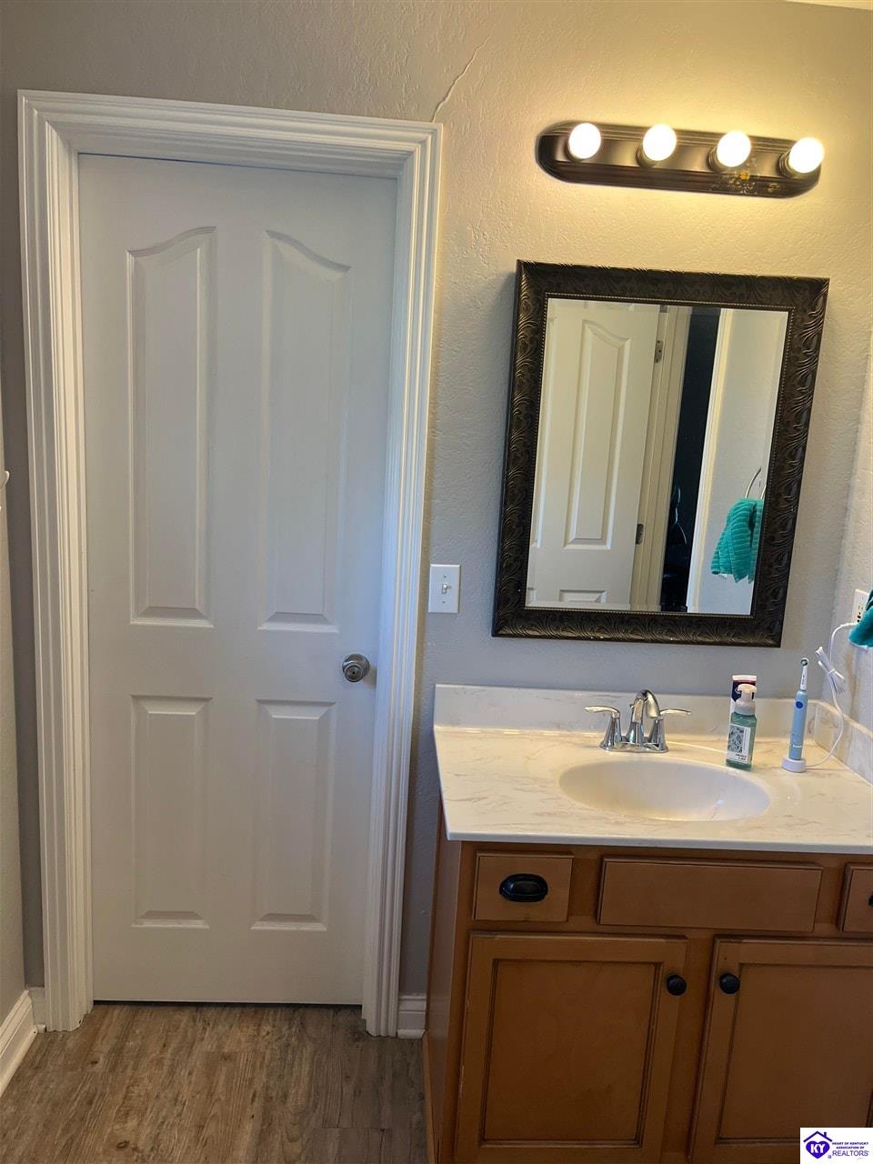 4900 S Woodland Drive Property Photo 36