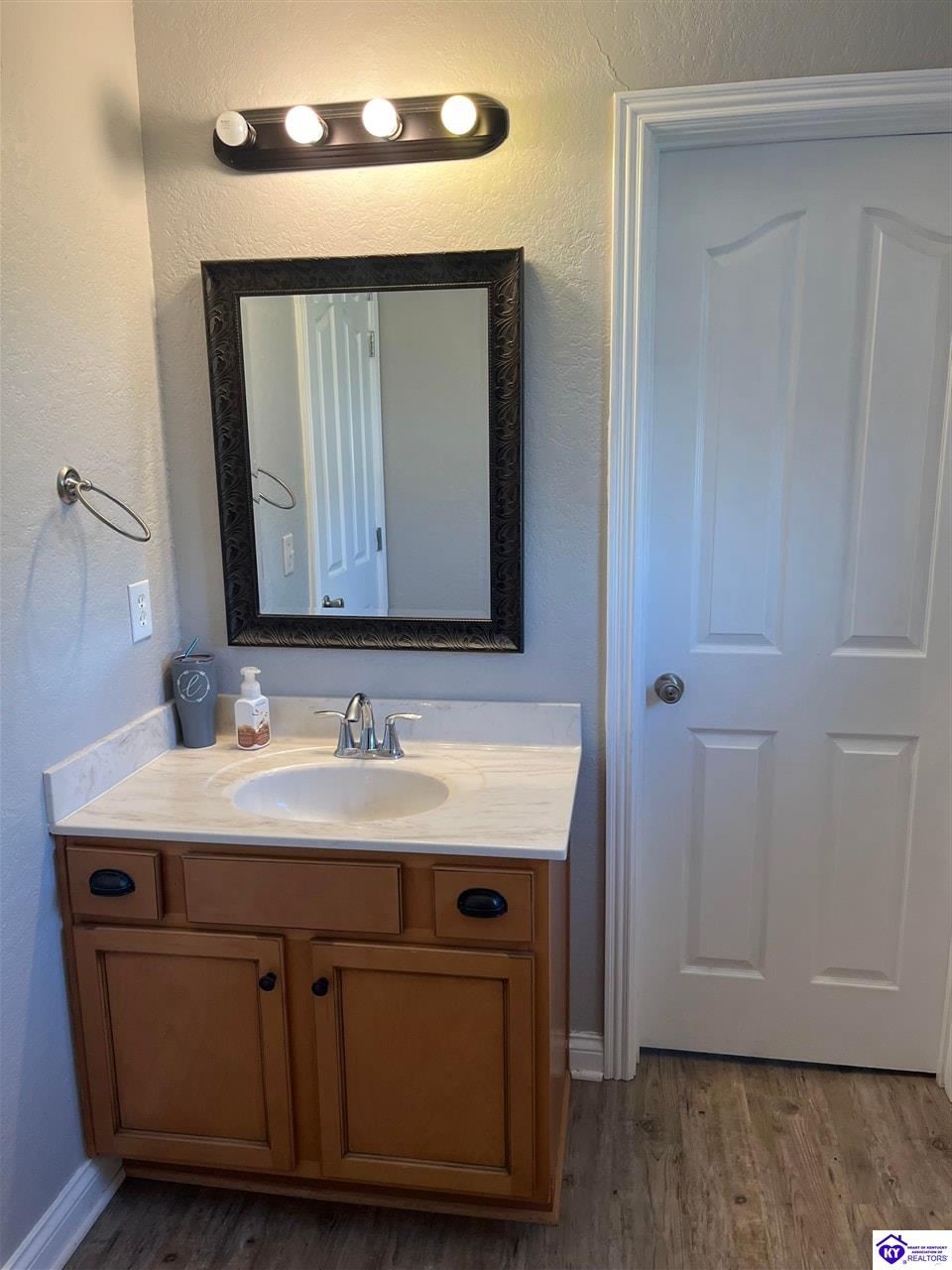 4900 S Woodland Drive Property Photo 39