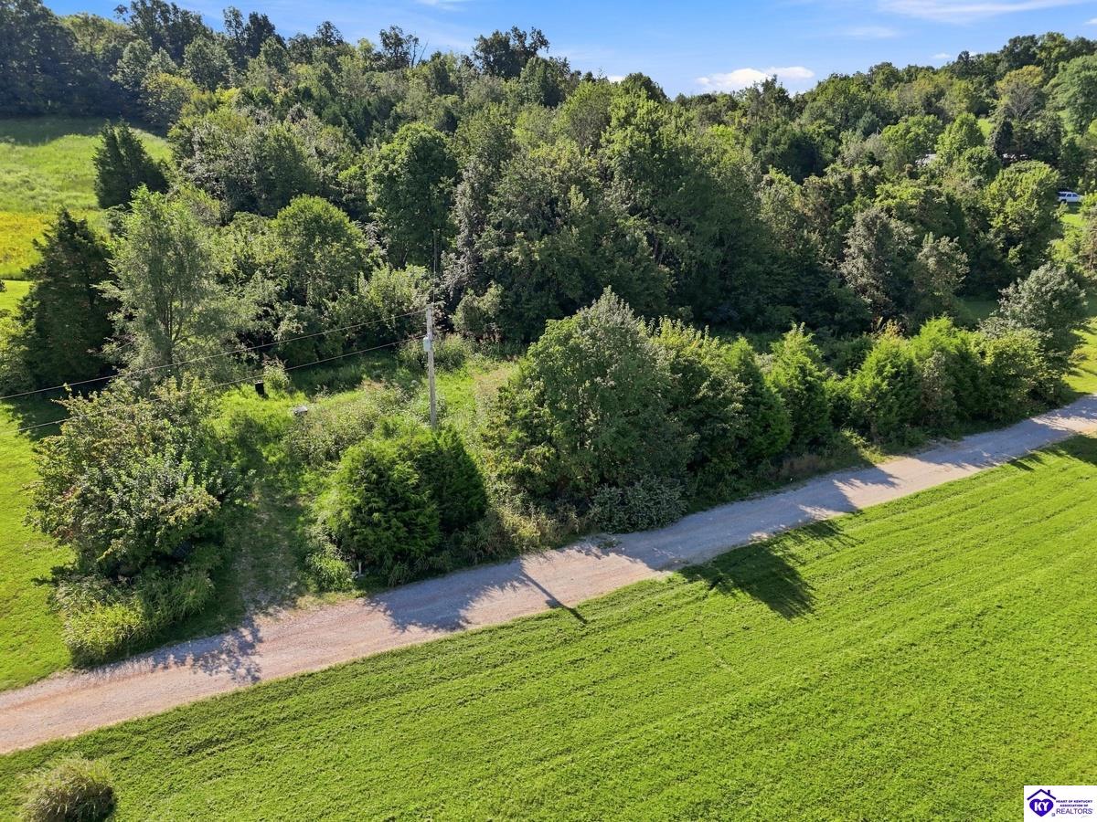 380 Ater Heights Road Property Photo 8