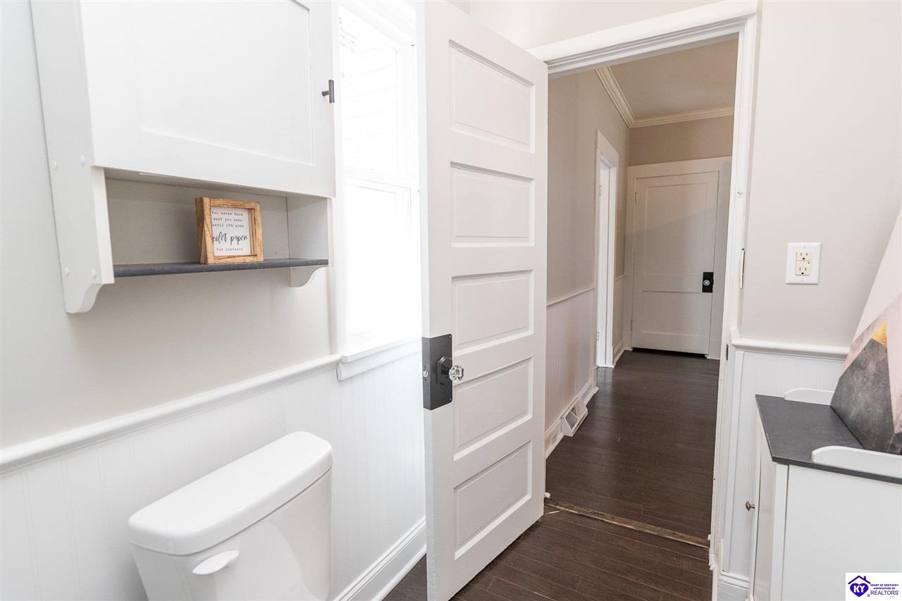 313 High Street Property Photo 16