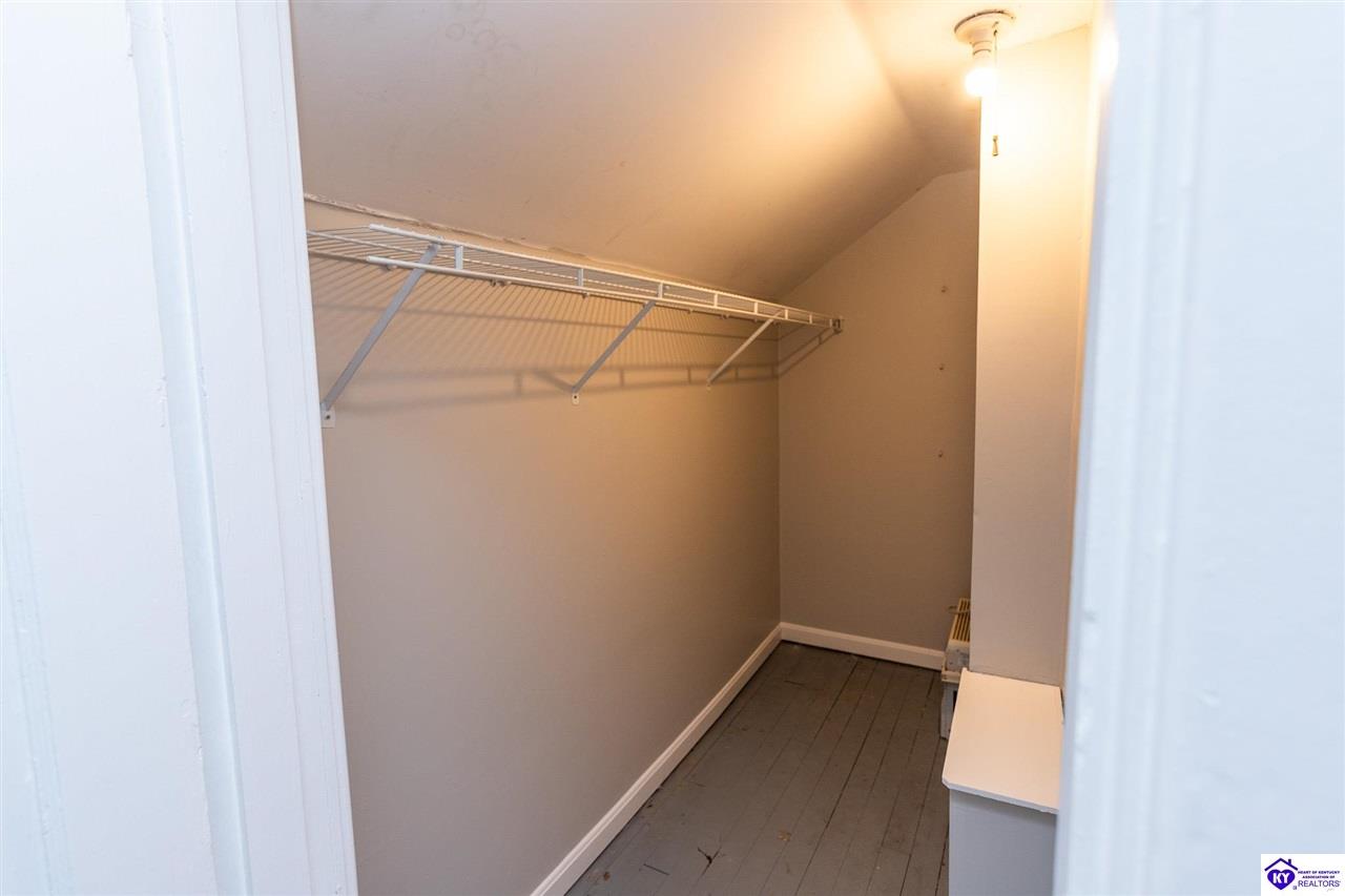 313 High Street Property Photo 45