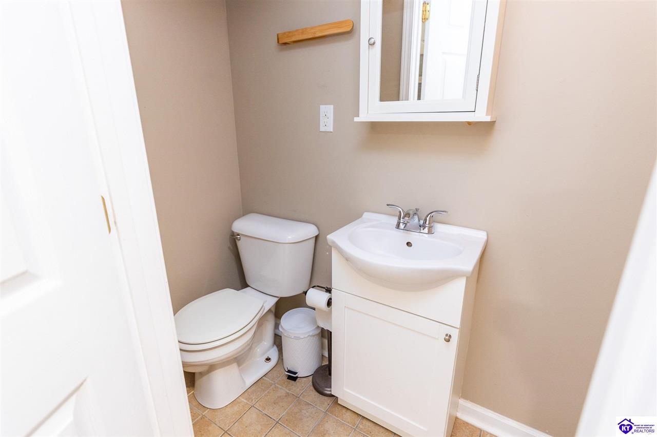313 High Street Property Photo 56