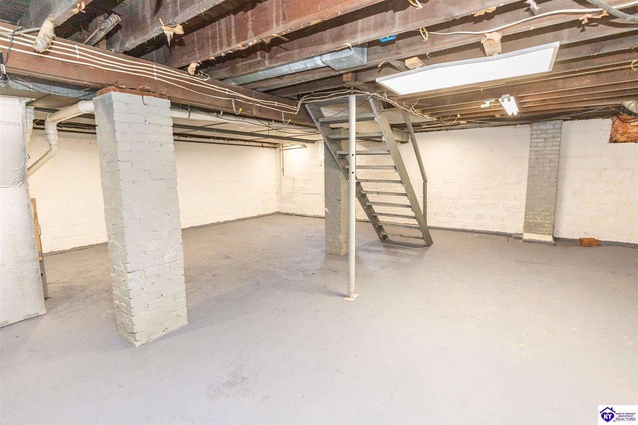 313 High Street Property Photo 73