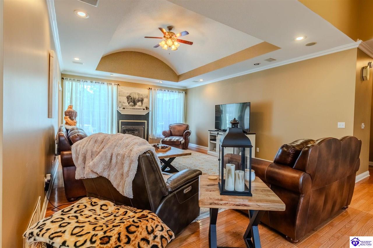 260 Villa Ray Drive Property Photo 10
