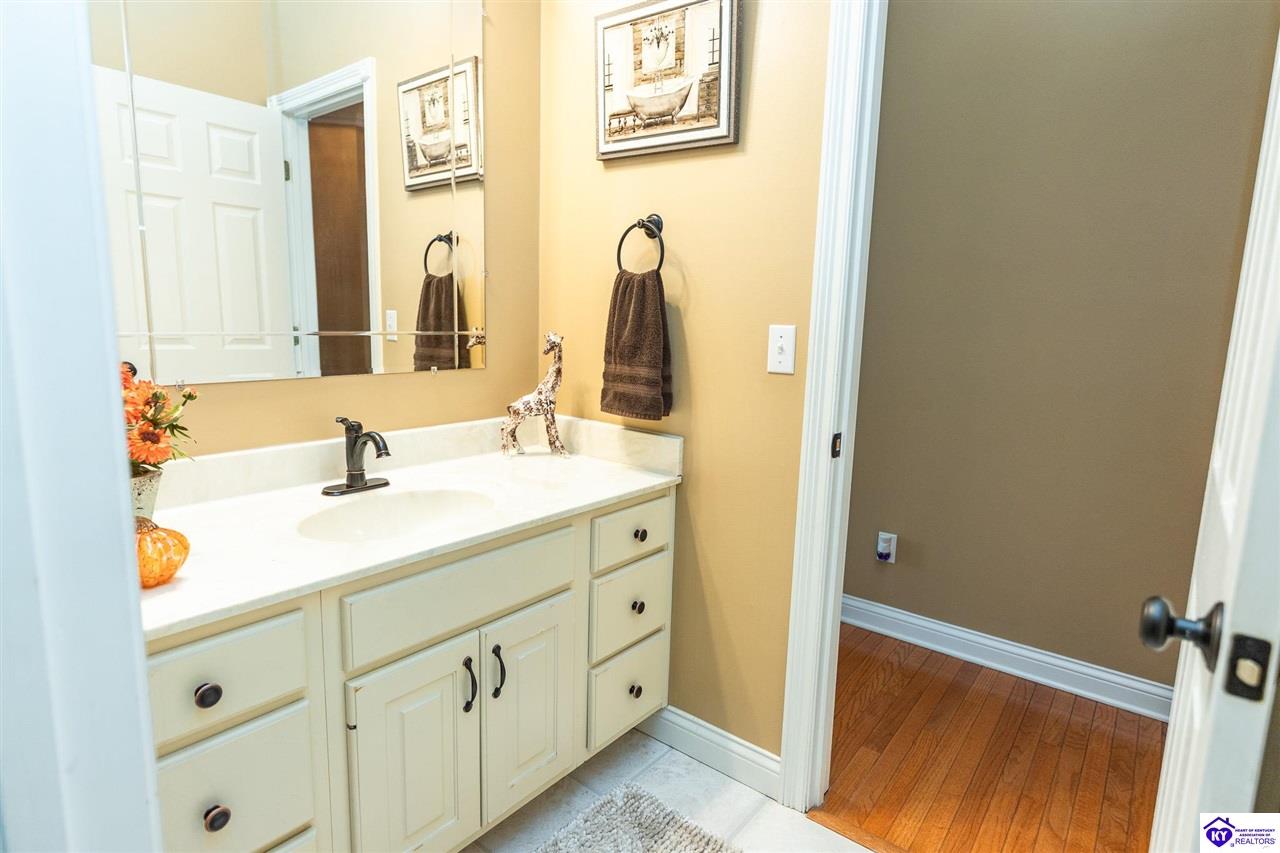 260 Villa Ray Drive Property Photo 36