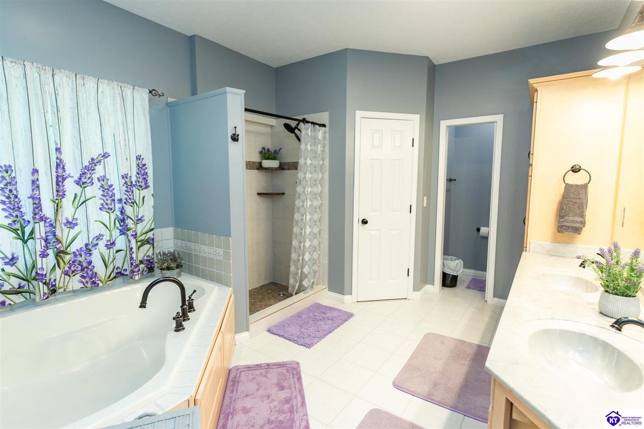 260 Villa Ray Drive Property Photo 46