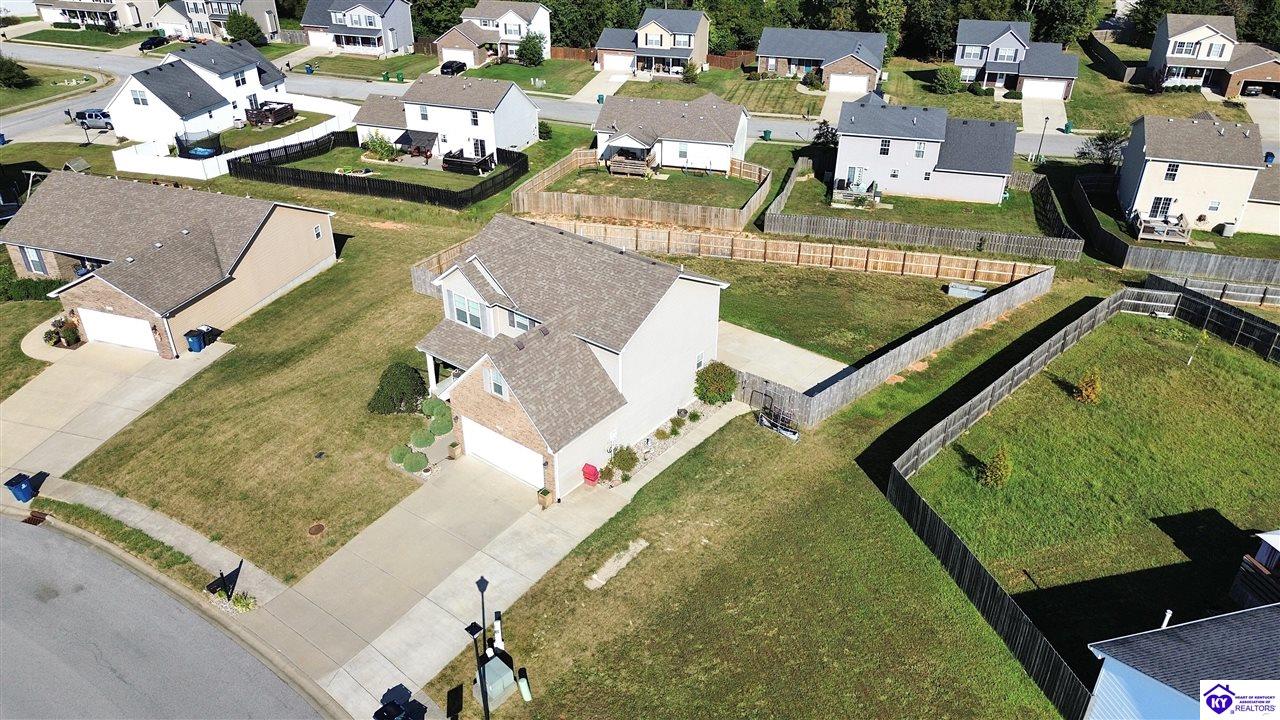 204 Emerson Drive Property Photo 11