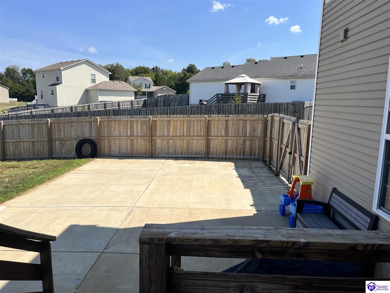 204 Emerson Drive Property Photo 14