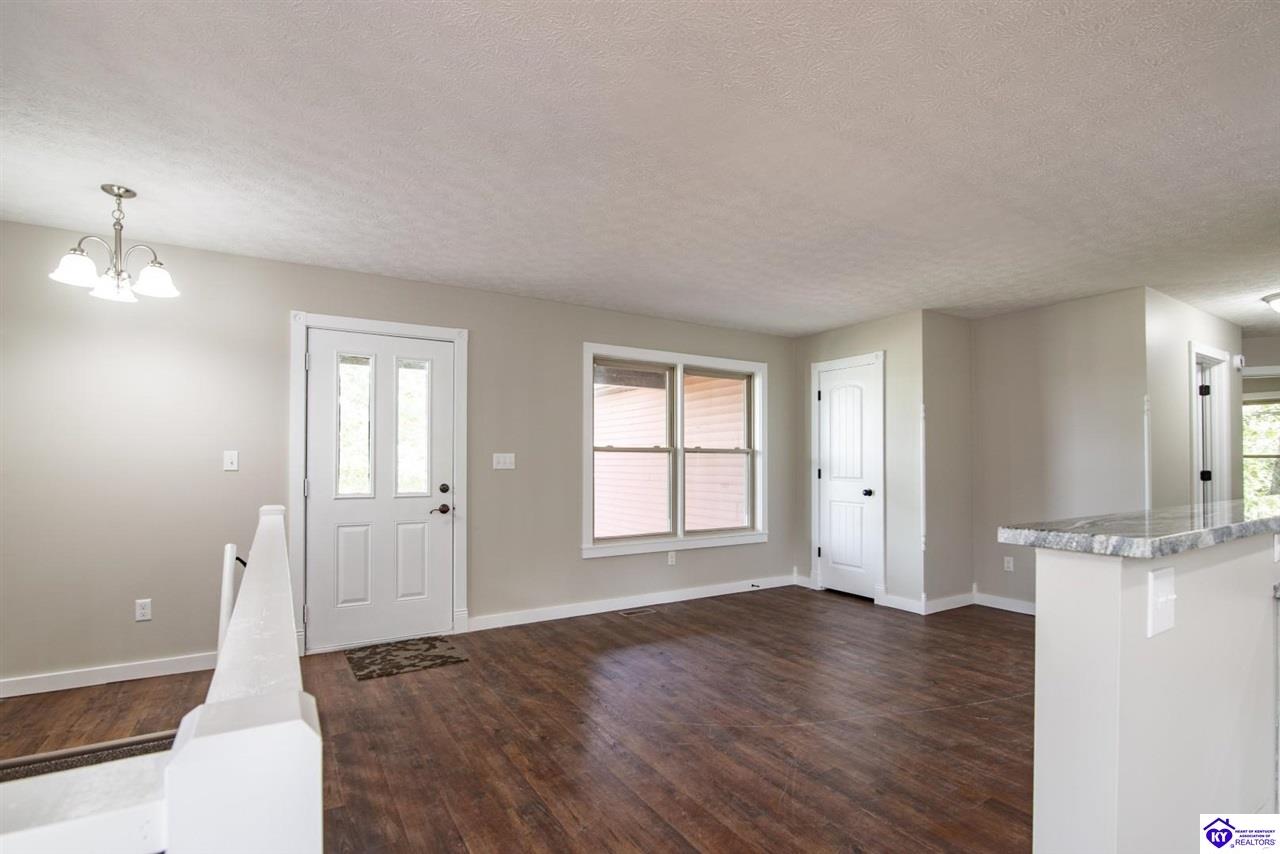 384 Schoolside Drive Property Photo 6