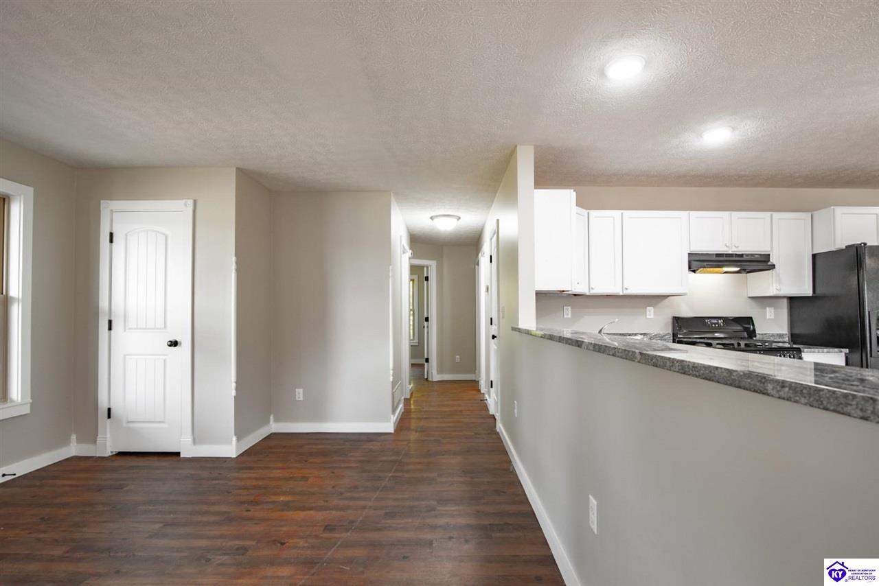 384 Schoolside Drive Property Photo 18