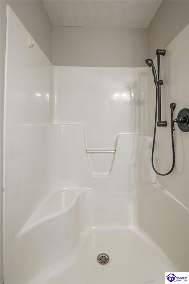 384 Schoolside Drive Property Photo 26