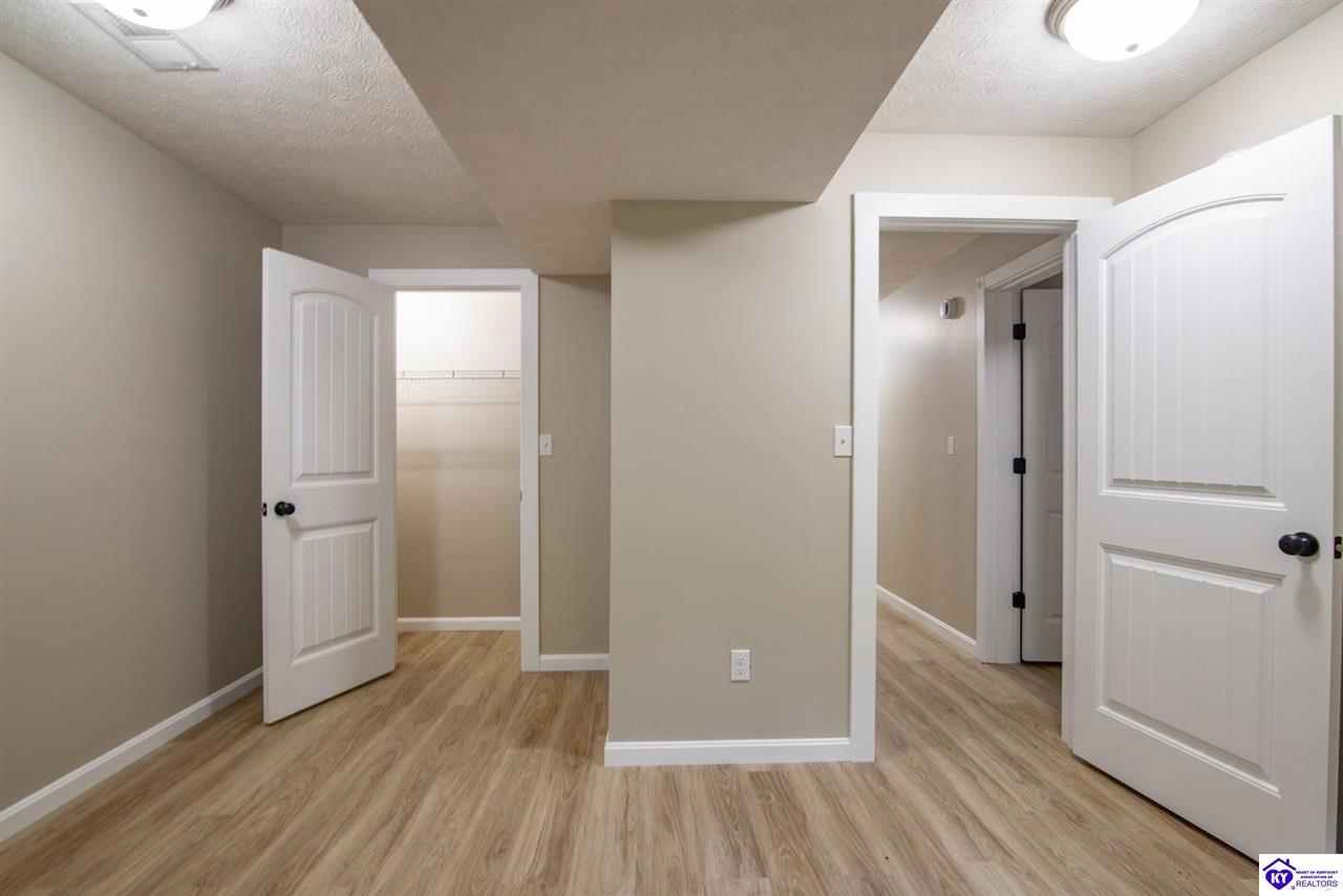384 Schoolside Drive Property Photo 41