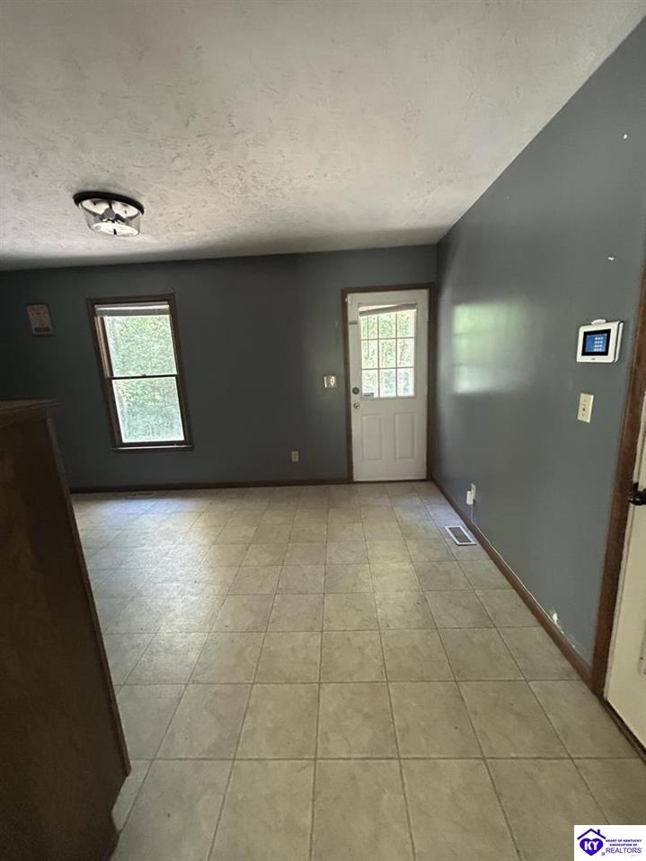 378 Redbud Drive Property Photo 3