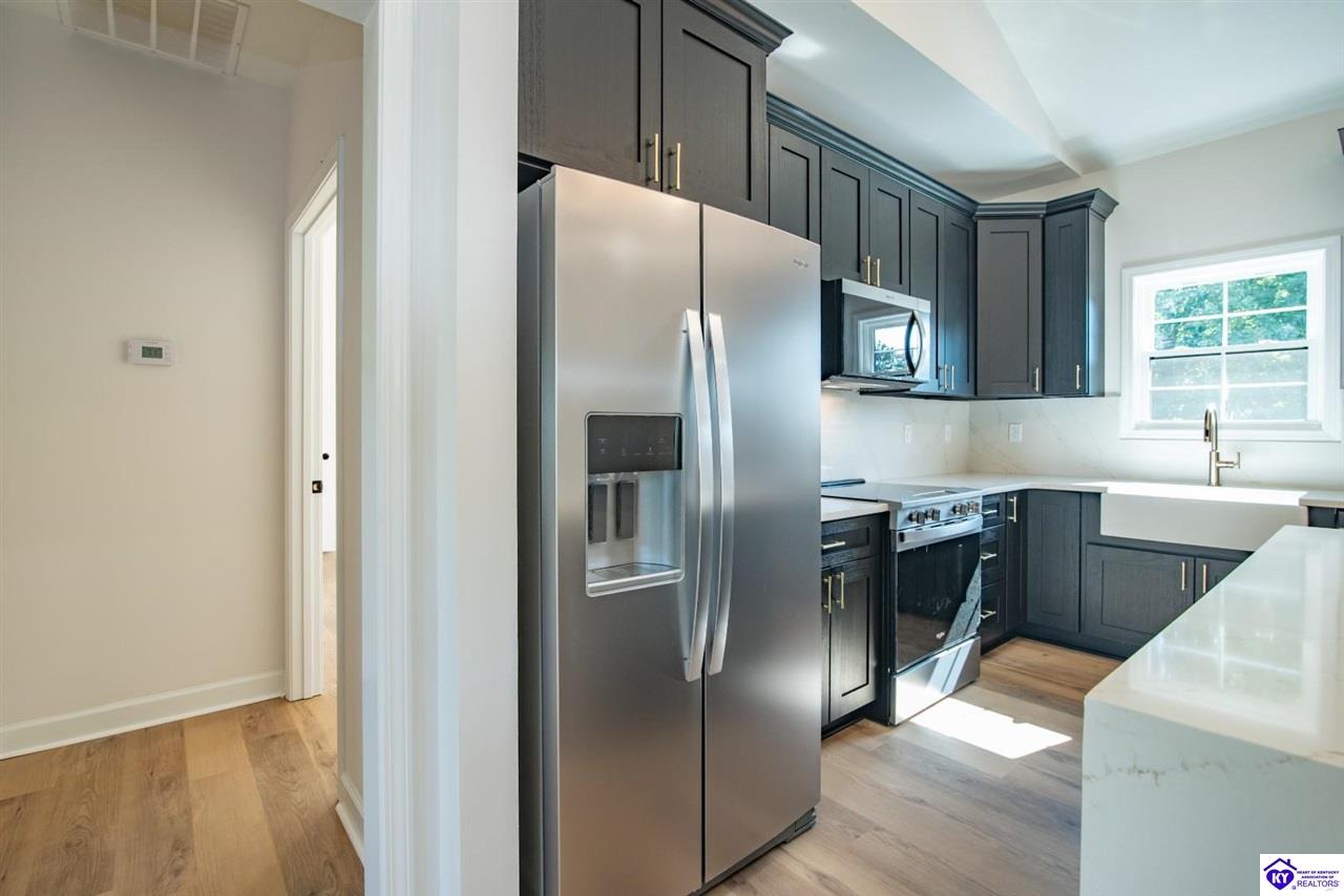 1330 Highway 401 Property Photo 18