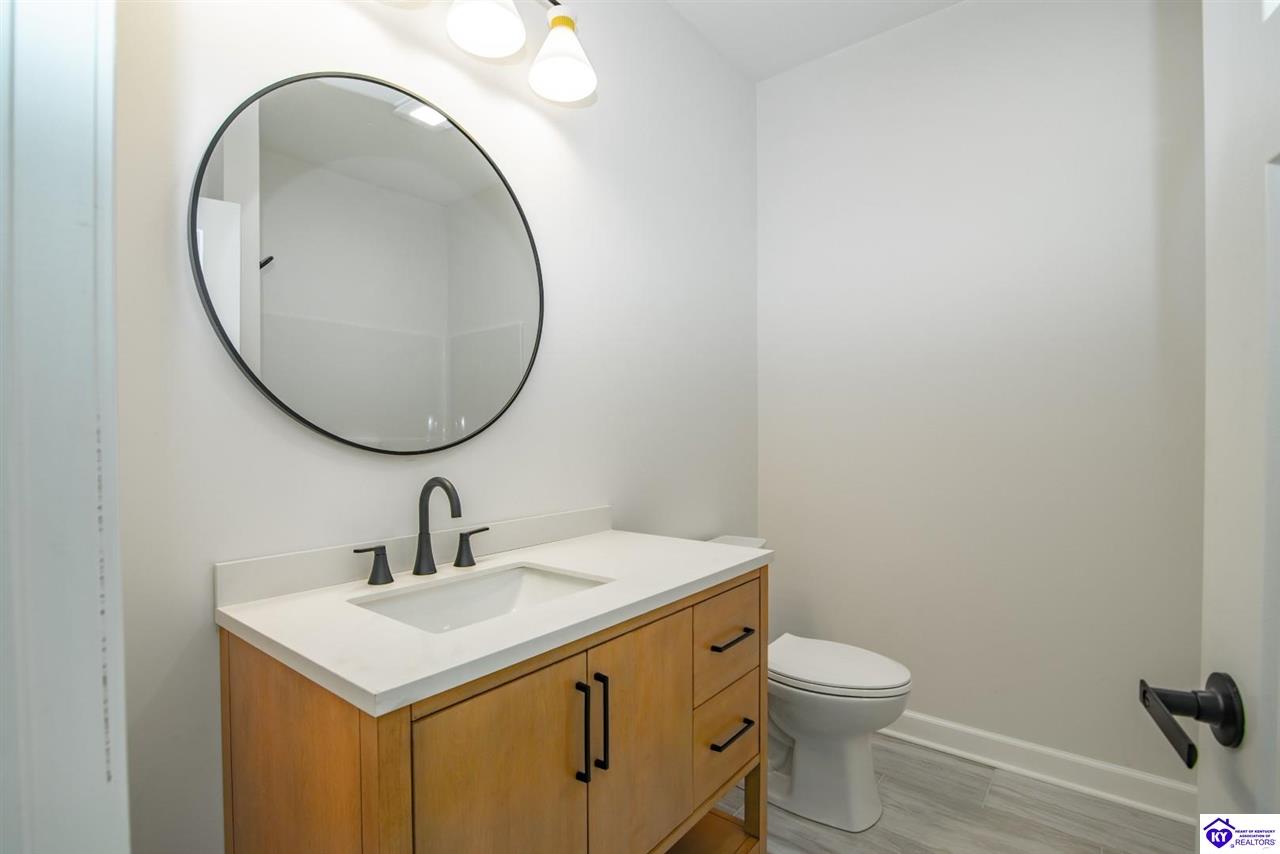 1330 Highway 401 Property Photo 42