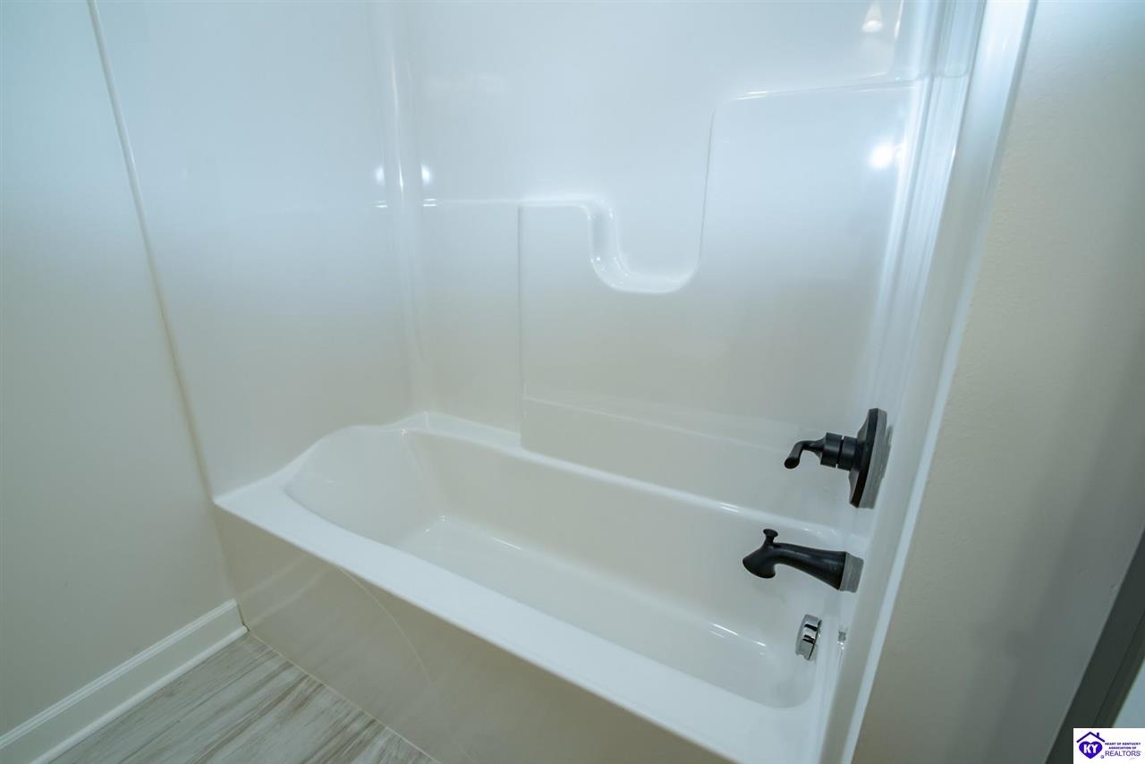 1330 Highway 401 Property Photo 44