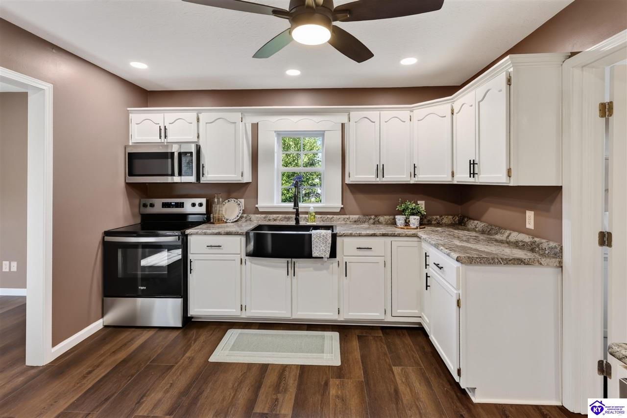 4634 Parker Grove Road Property Photo 5
